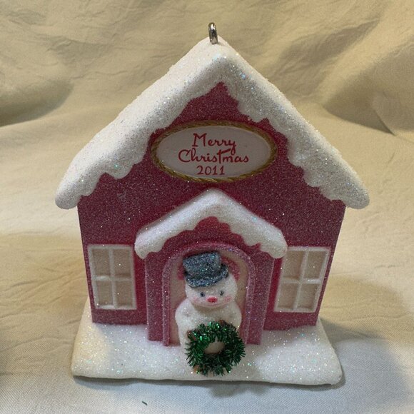 2011 Hallmark Keepsake Welcome Christmas! Special Edition Ornament VIP Repaint - Picture 2 of 6